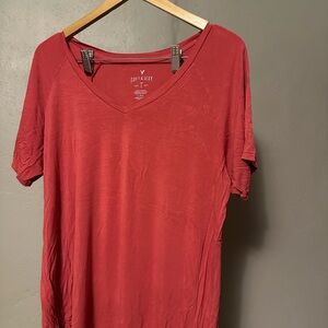 American Eagle Outfitters Soft & Sexy Red V-Neck Tee